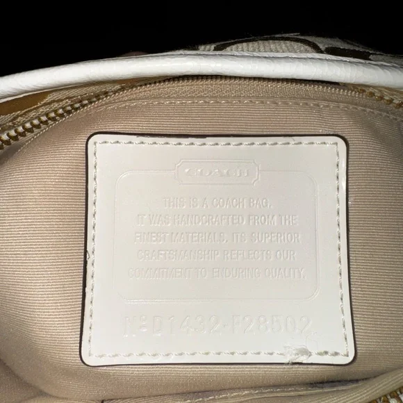 COACH Signature Stripe Crossbody Purse White Cream Beige No.D1432-F28502 - Picture 5 of 7